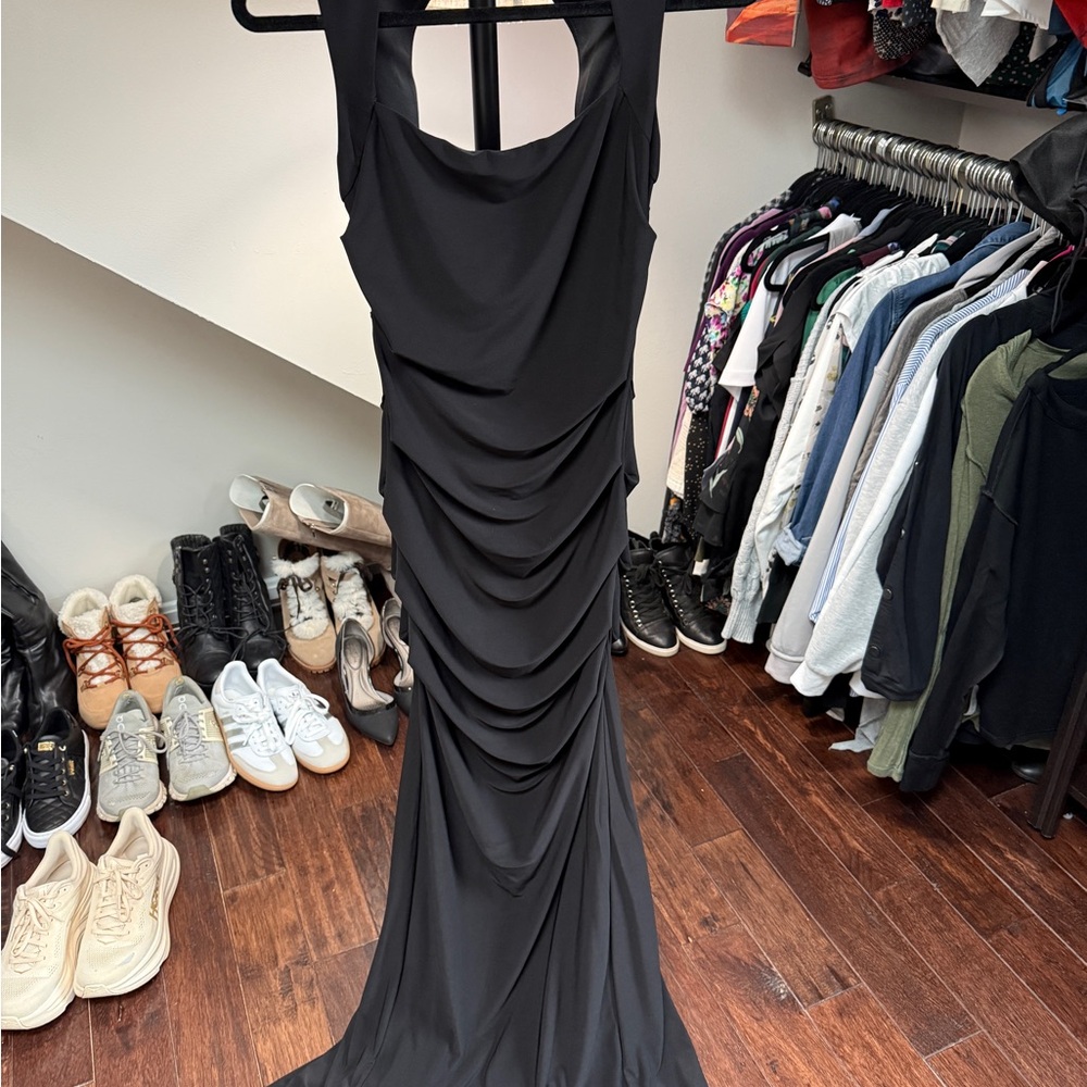 Adrianna Papell Black Backless Ruched Halter Gown
